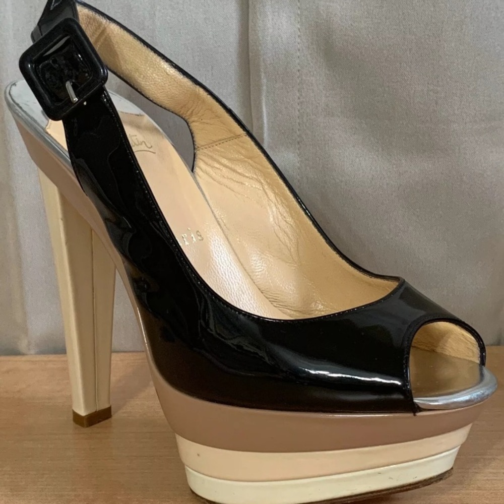 Great condition Christian louboutin heels 37.5